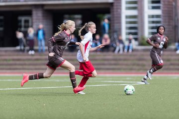 Bild 214 - wBJ Walddoerfer - St. Pauli : Ergebnis: 6:0